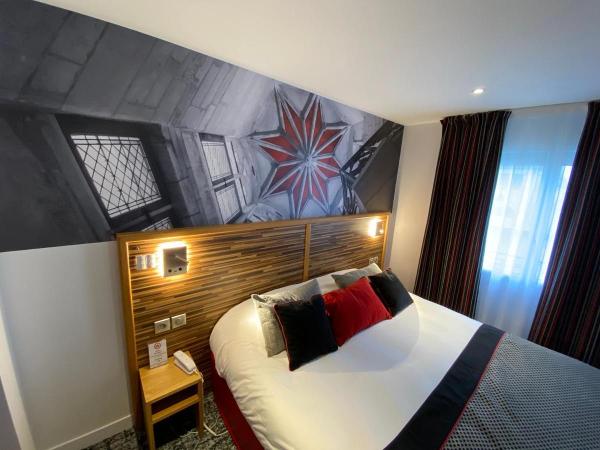 Logis - Le Christina Hotel Bourges Exterior foto