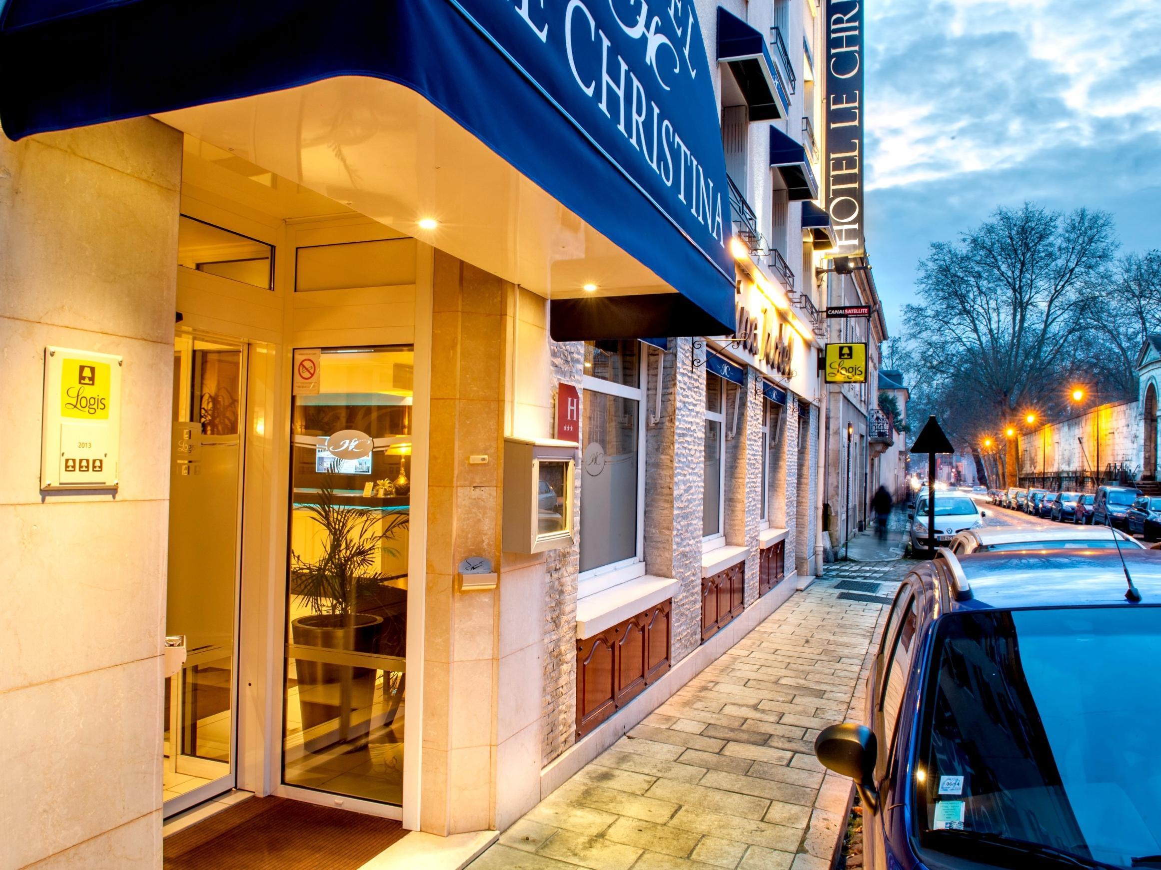 Logis - Le Christina Hotel Bourges Exterior foto